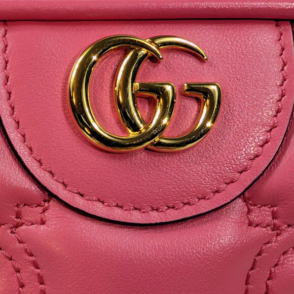 Gucci GG Hot Pink Matelasse Leather Double-Strap Camera Bag - Picture 4 of 16